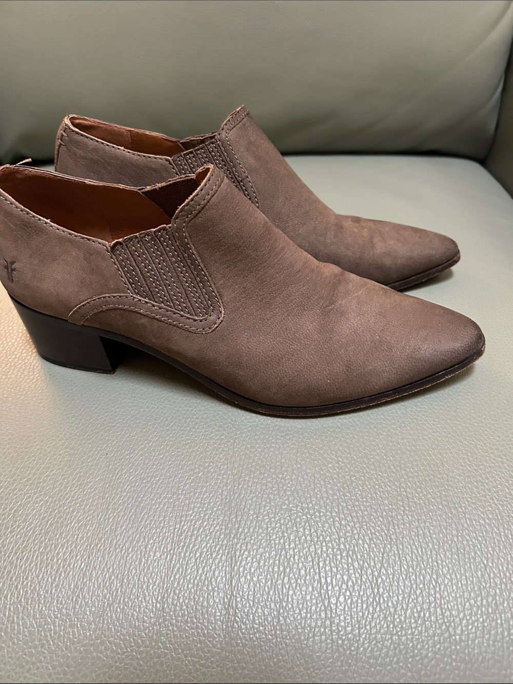 Frye Women’s Eleanor Western Suede Low Shooties
